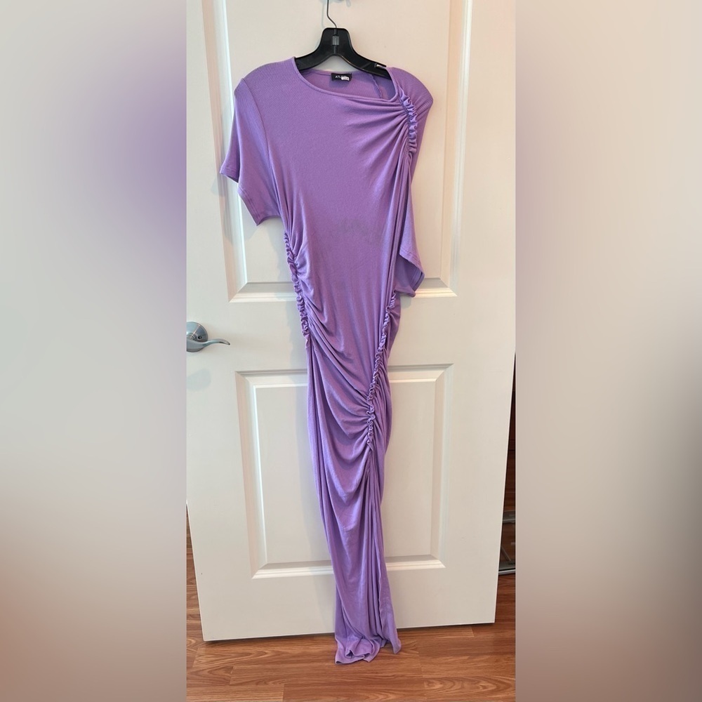 Atlein Ruched Rib Sheath - Picture 3 of 16